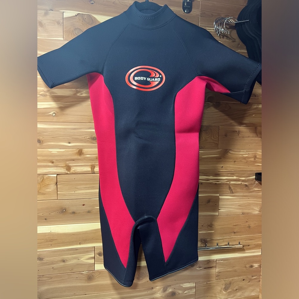 Body Guard Women’s Shorty Wetsuit (NWOT)